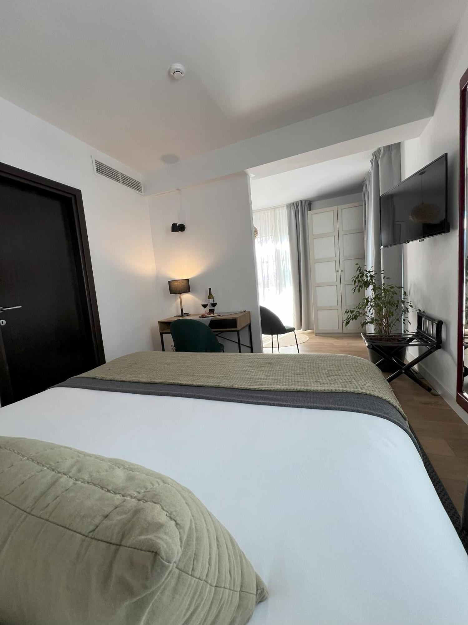 Hotel San Miguel Menorca Маон Екстер'єр фото